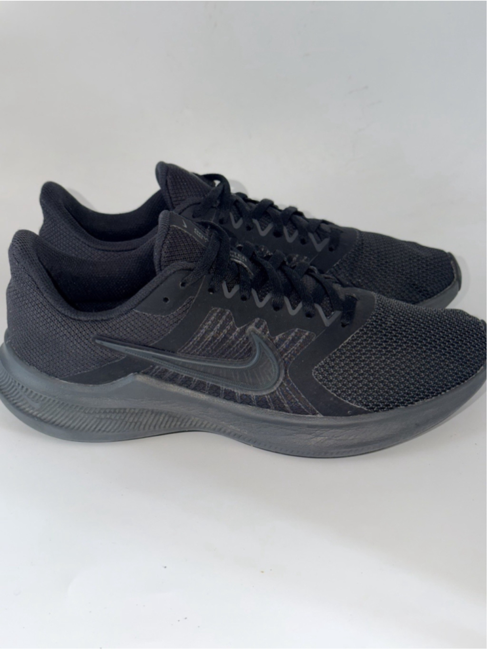 Size 10 - Nike Downshifter 11 Black Dark Smoke Grey W‎